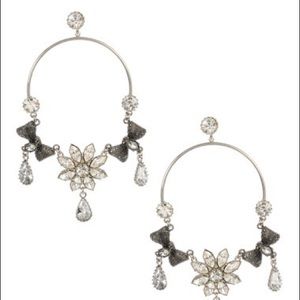 BETSEY JOHNSON flower/bow earrings